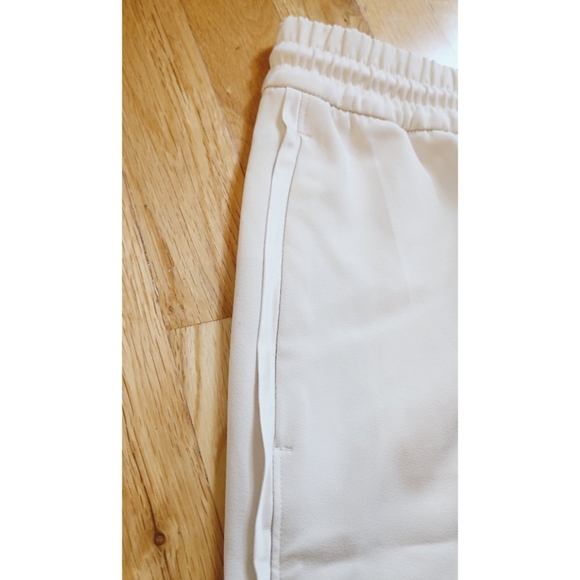 🆕️ Athleta Endeavor Relaxed Pant Ivory Large Tall Wide Leg Travel Work Cabin - Picture 7 of 13